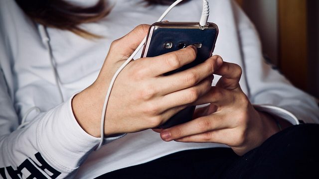 认清手机过度参与预警信号 筑牢理性健康购机认知防线